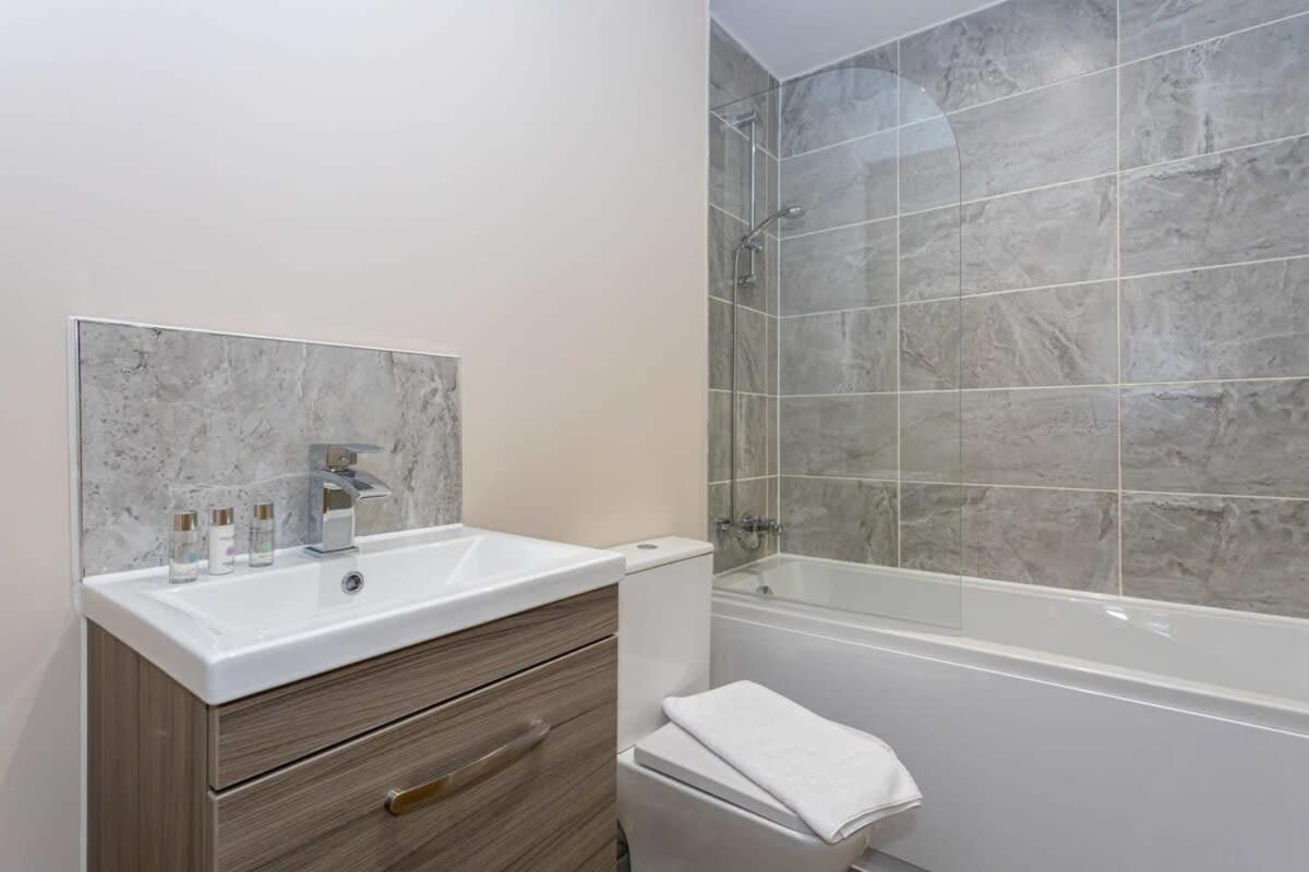 Modern & Bright 1 Bedroom Salford Apartamento *